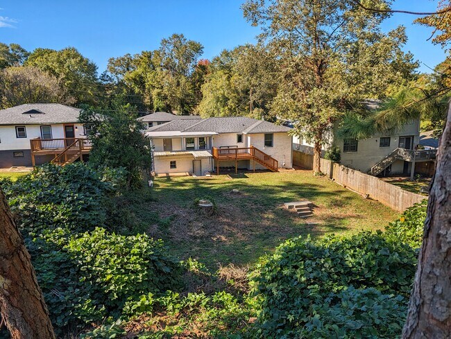 Photo - 1260 Calhoun Terrace SW House