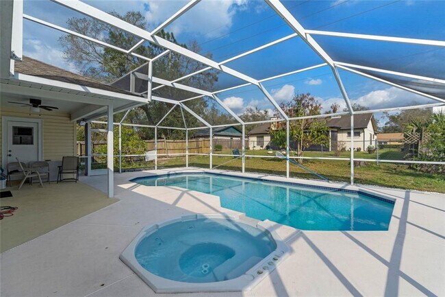 Building Photo - 5173 Clarion Oaks Dr