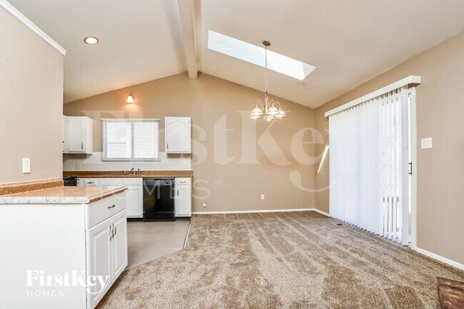 Foto del edificio - 4231 River Oaks Dr