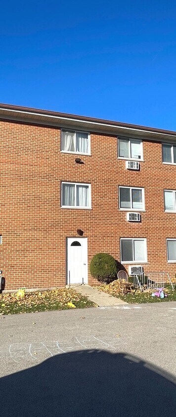 Primary Photo - 287 8th St