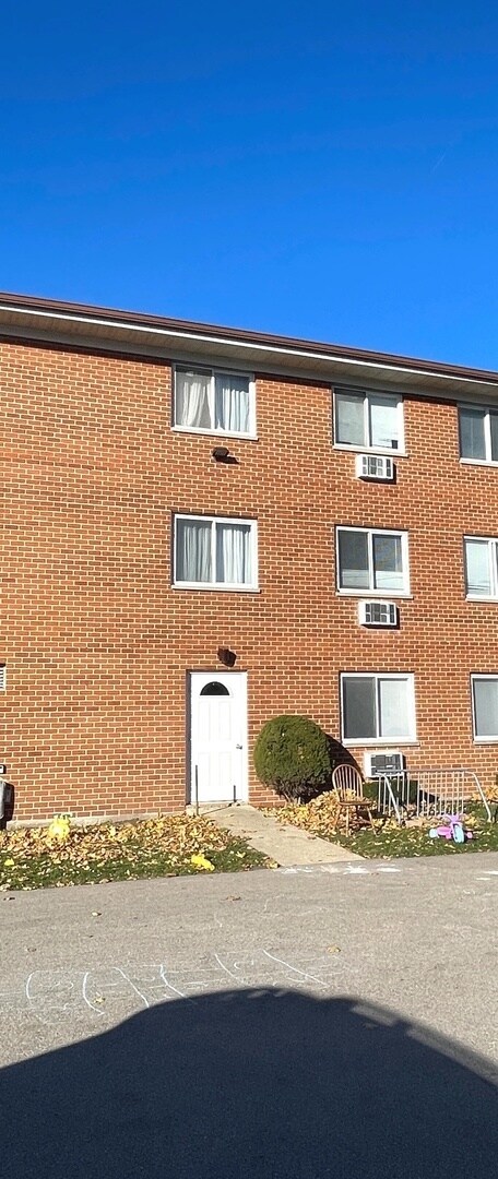 Building Photo - 287 8th St