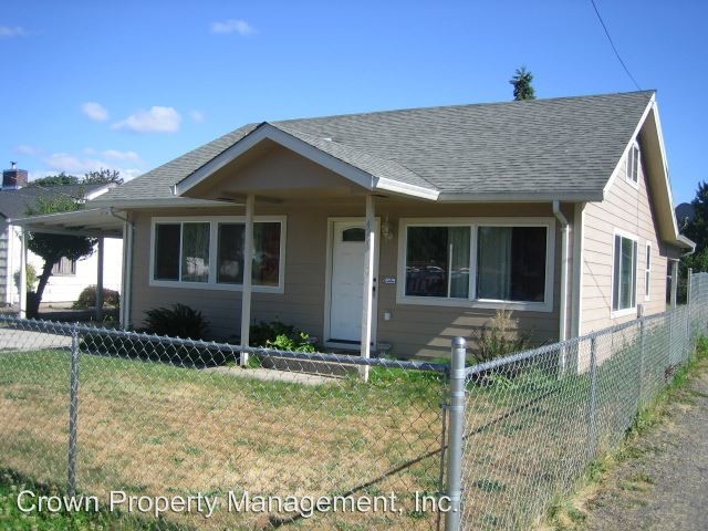 Primary Photo - 2 br, 1 bath House - 4250 MacLeay Rd SE