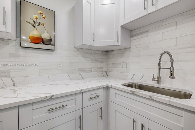 Foto del edificio - 8911 NW 28th Dr