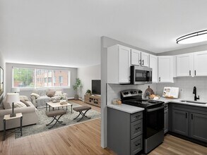 Building Photo - Eagle Rock Apartments at West Hartford