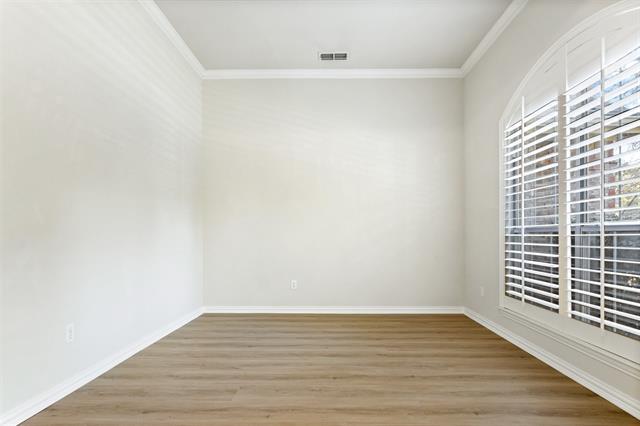 Building Photo - 427 Arrowhead Dr
