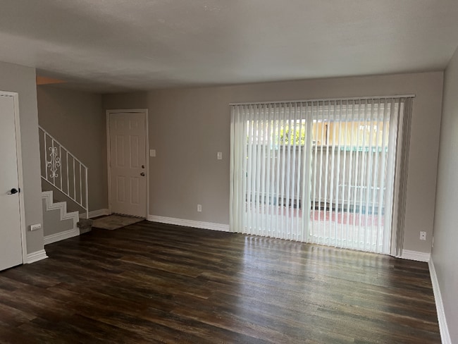 Building Photo - 6140 Gloria Dr