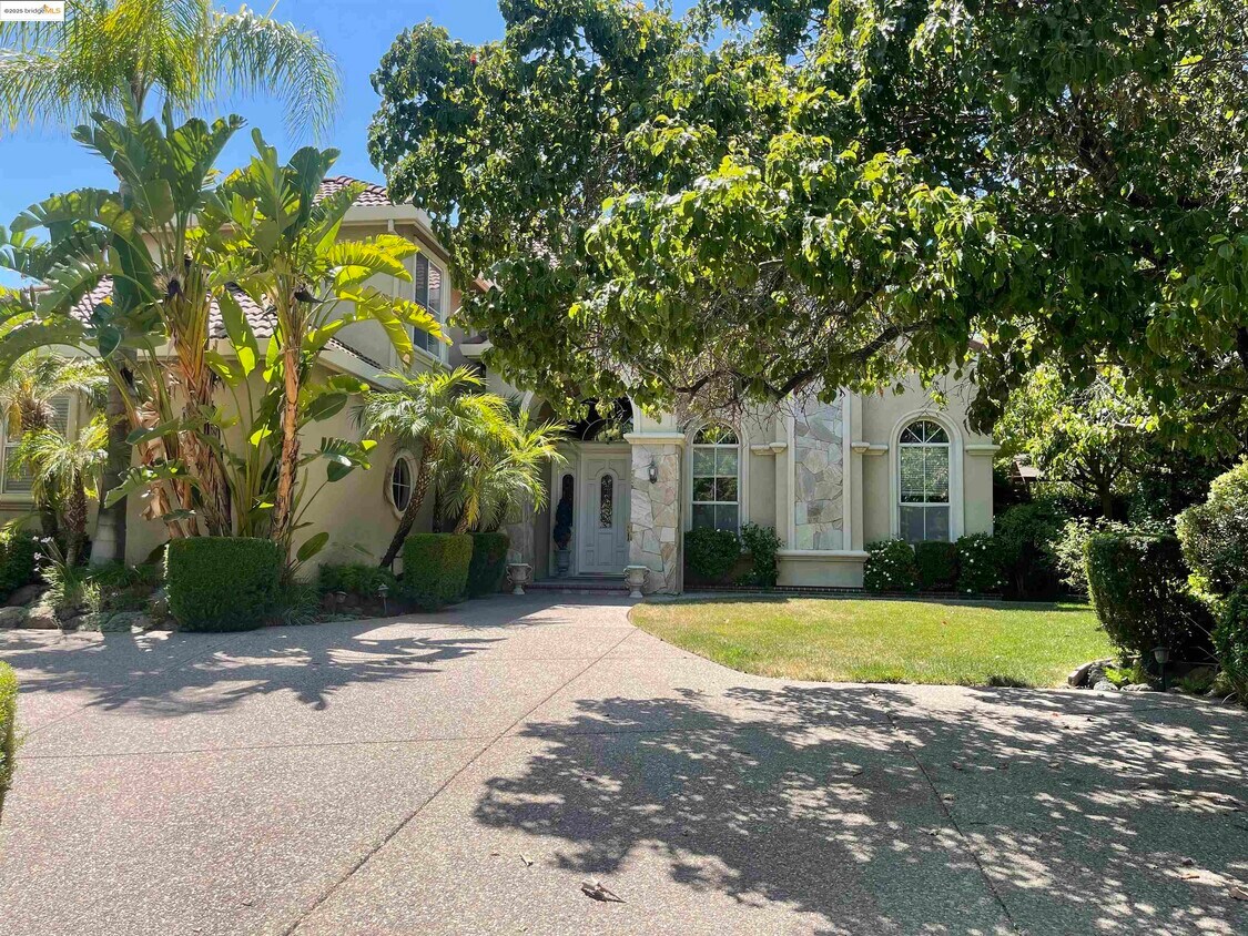 Foto principal - 1765 Duchess Terrace