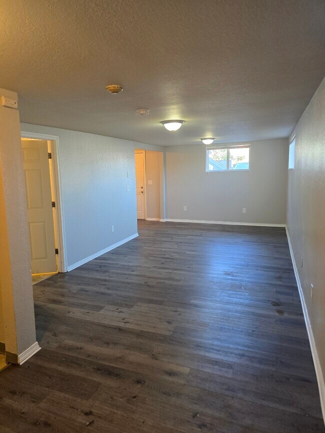 Foto del edificio - 3310 6th Ave