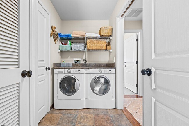 Foto del edificio - 28 N Colgate Ave