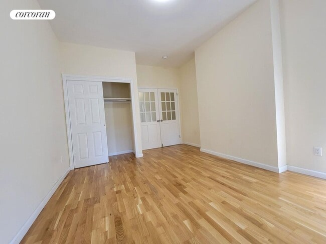 Foto del edificio - 239 E 51st St