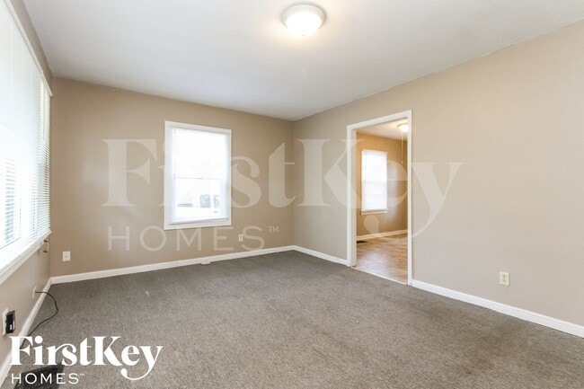 Foto del edificio - 3605 N Sadlier Dr