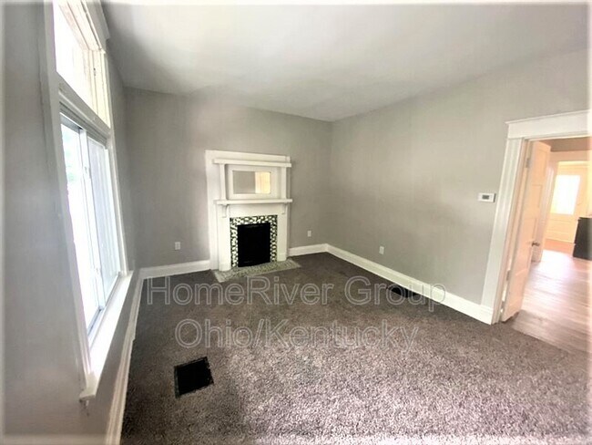 Building Photo - 1522 Holman St