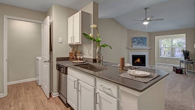 Foto del edificio - Stoneridge Farms at the Hunt Club Apartments