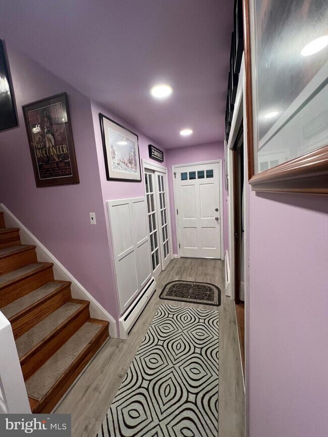 Foto del edificio - 706 Timber Lake Dr