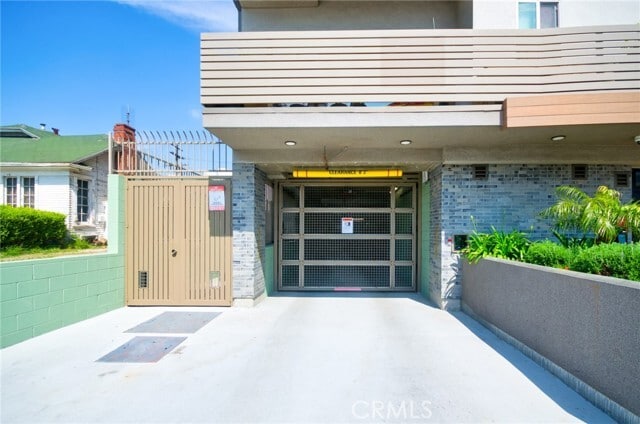 Foto del edificio - 820 S Wilton Pl