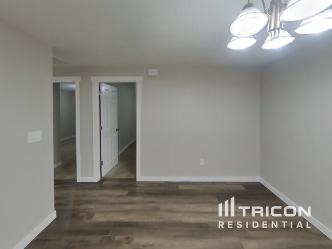 Foto del edificio - 6218 S Fife St