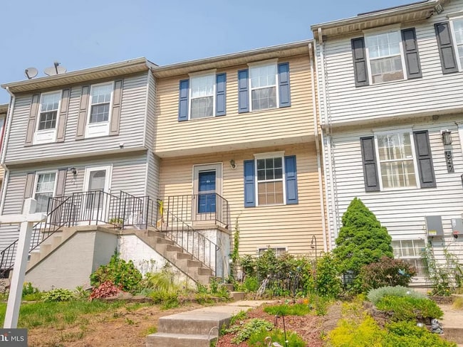 Photo - 645 Nollmeyer Rd Townhome