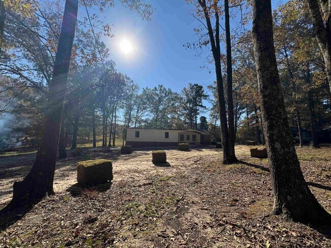 Foto del edificio - 800 Helene Dr