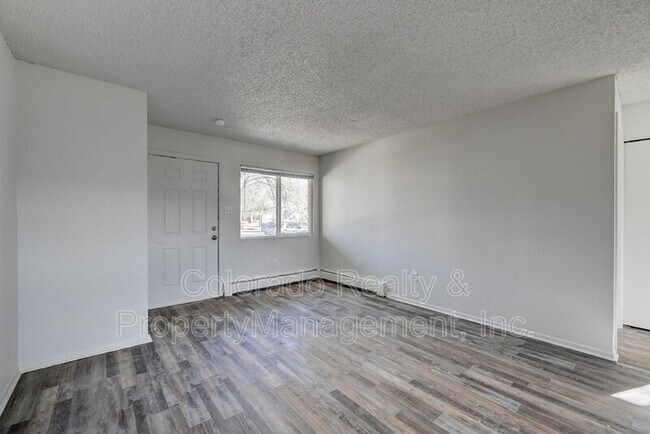 Building Photo - 1073 Westmoreland Rd