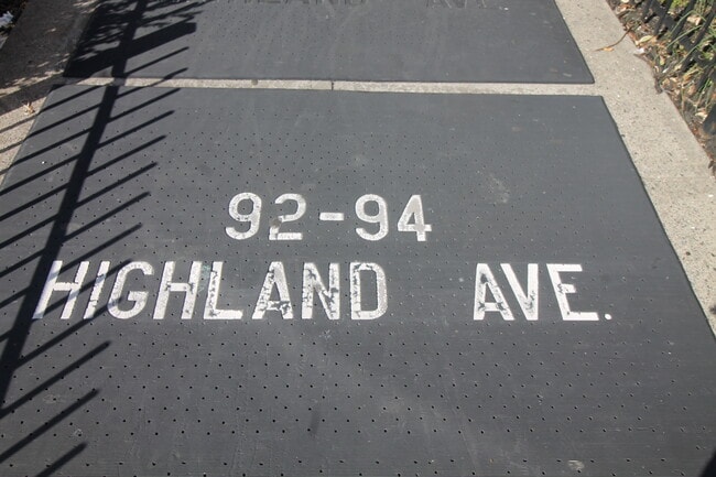 Foto del edificio - 91 Highland Ave
