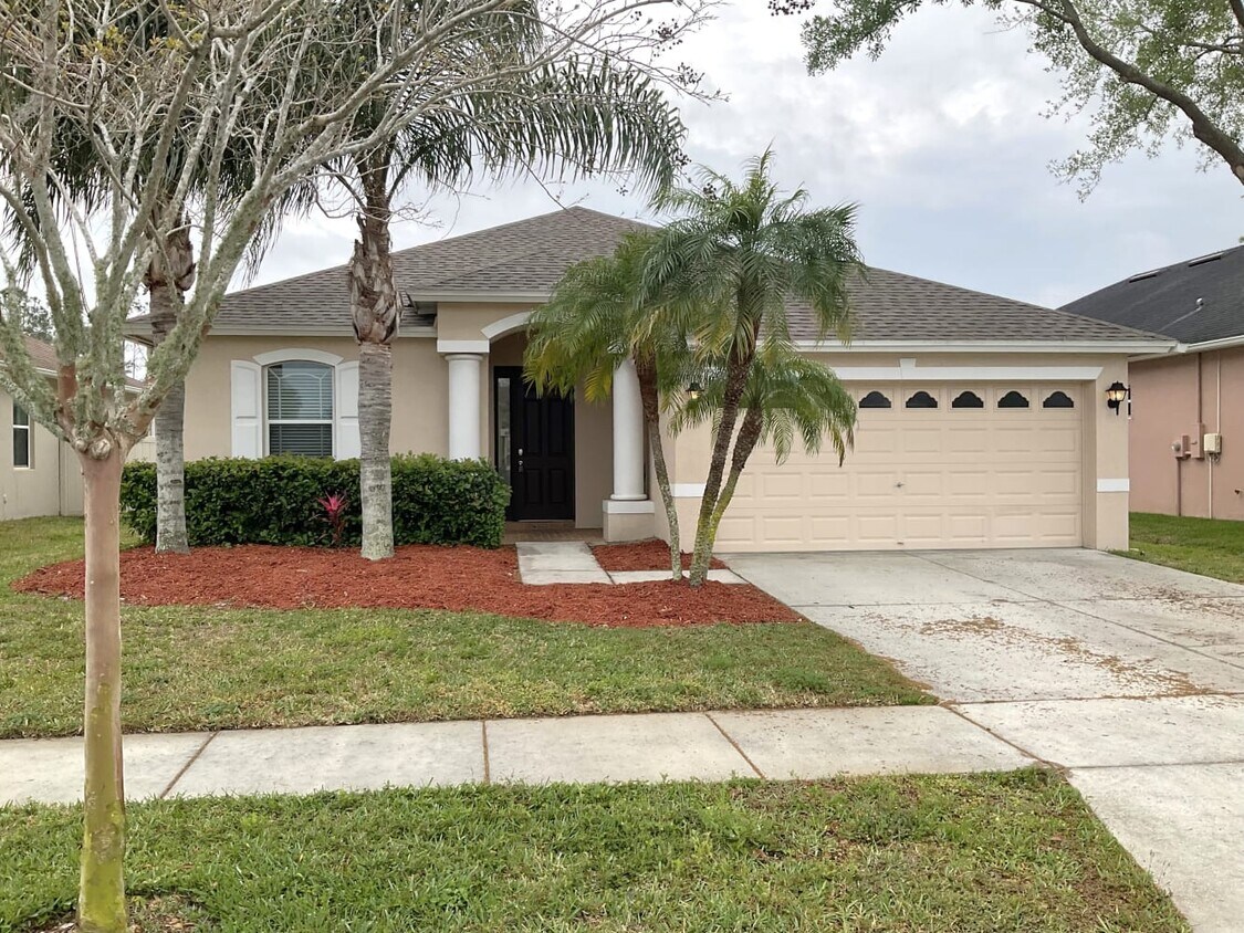 Foto principal - 20422 Falling Rock Dr