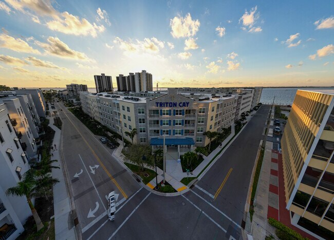 Cayo Triton - Delantero - Triton Cay - Fort Myers