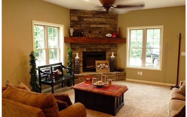 Foto del edificio - 637 Mineral Springs Rd