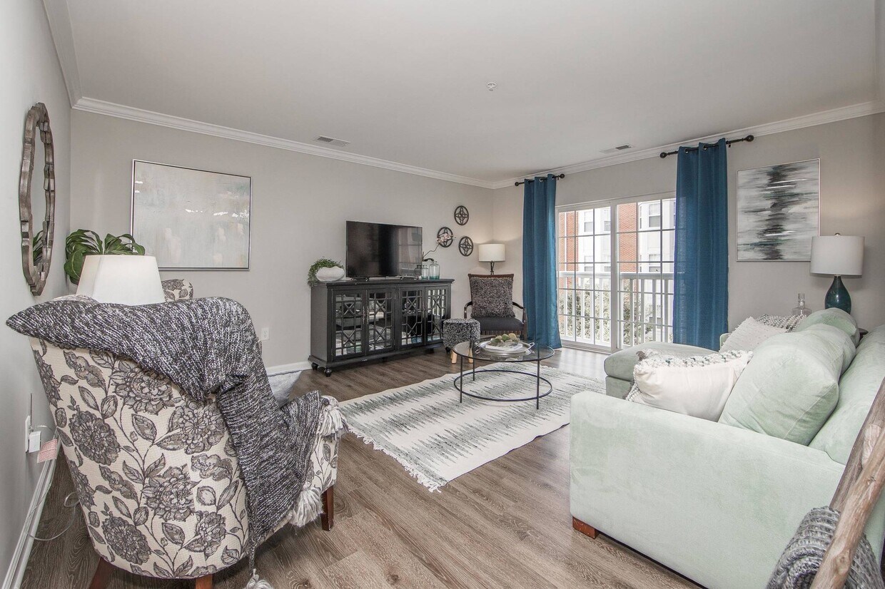 Heritage at Settlers Landing Apartments 553 Settlers Landing Rd