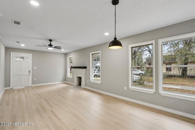 Building Photo - 2959 Fitzgerald St