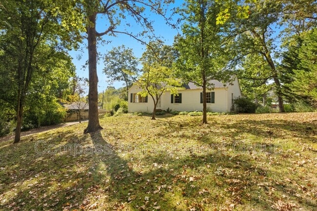 Building Photo - 139 Druid Dr