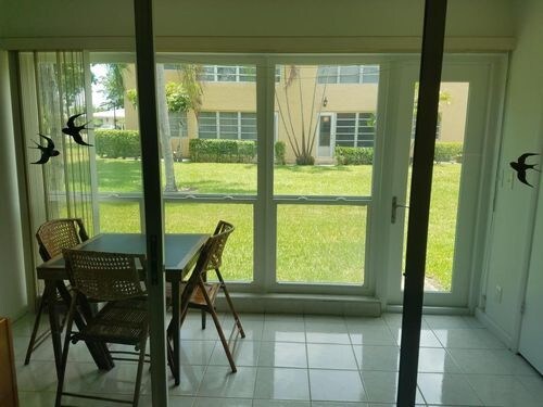 Foto del edificio - 3901 SW 67th Terrace