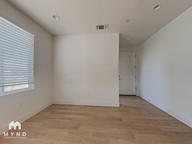 Building Photo - 37768 Latitudes Ln