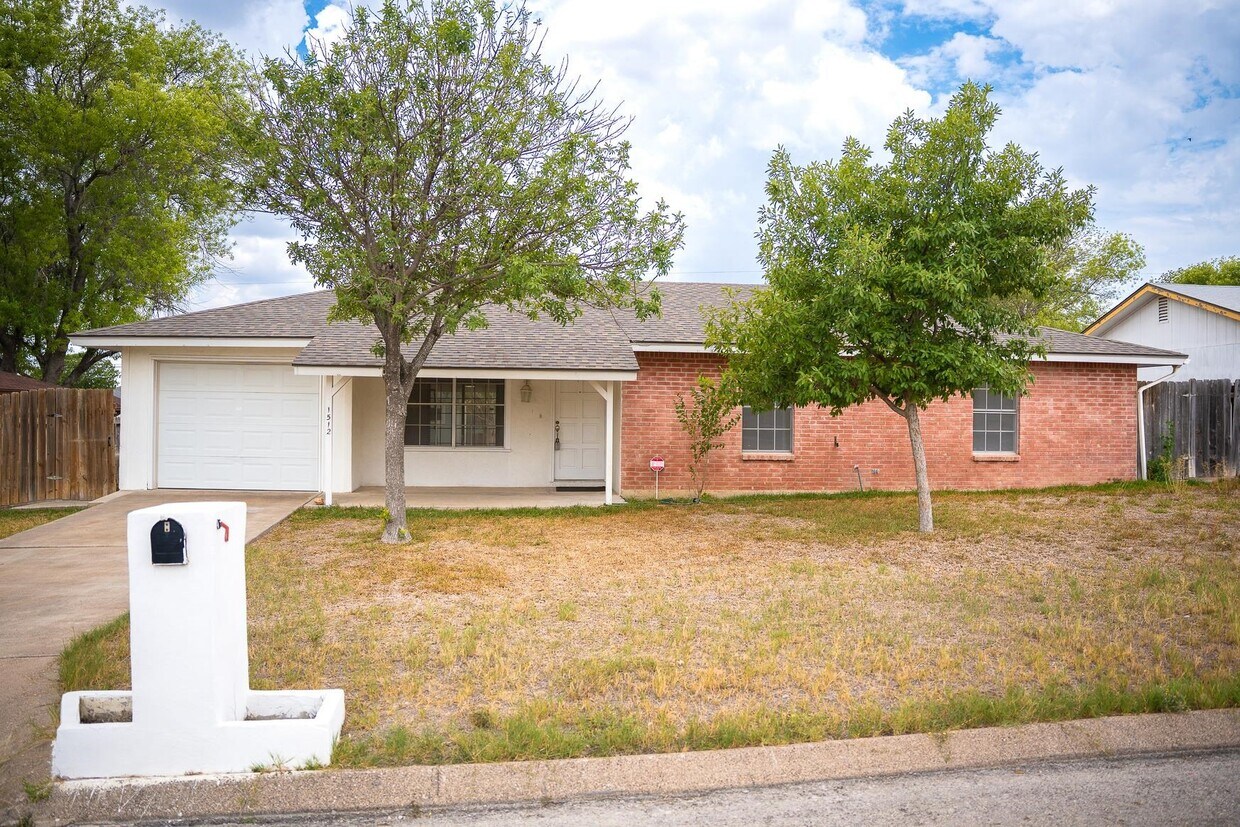 Foto principal - 1512 Ave U