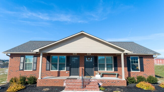 Building Photo - 436 Tittsworth Springs Rd