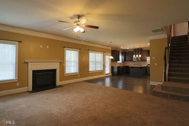 Building Photo - 521 Twin Springs Ln
