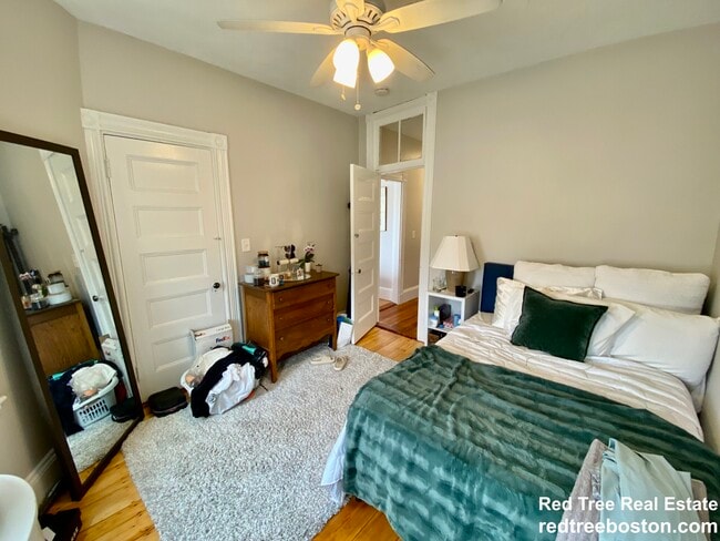 Building Photo - 31 Hurd Rd