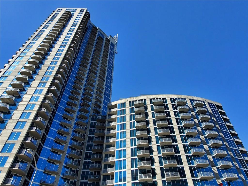 Primary Photo - 400 W Peachtree St NW