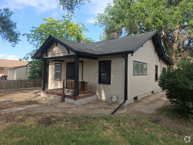 Building Photo - 1226 Van Buren St