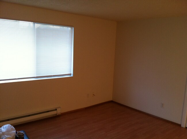 Foto del edificio - 736 22nd St NE