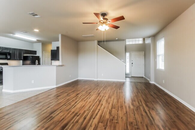 Foto del edificio - 18706 Walden Glen Cir