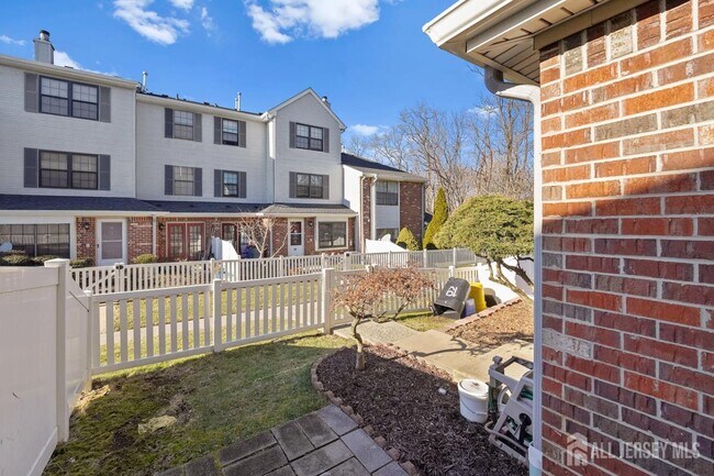 Foto del edificio - 19 Covington Ct