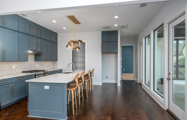 Building Photo - 7092 Fain Park Dr