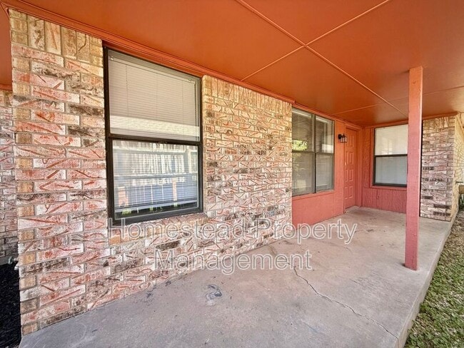 Photo - 146 Barrett Pl House