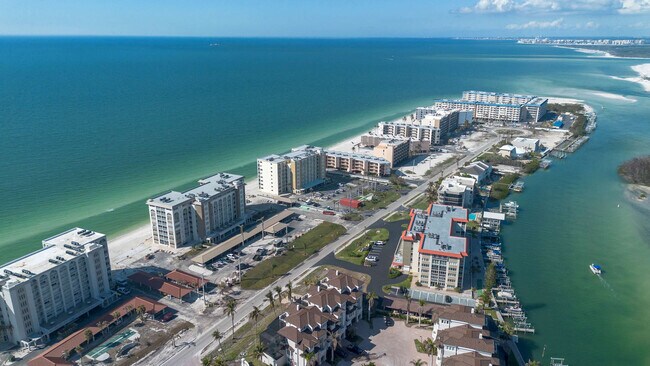 Foto del edificio - 25901 Hickory Blvd