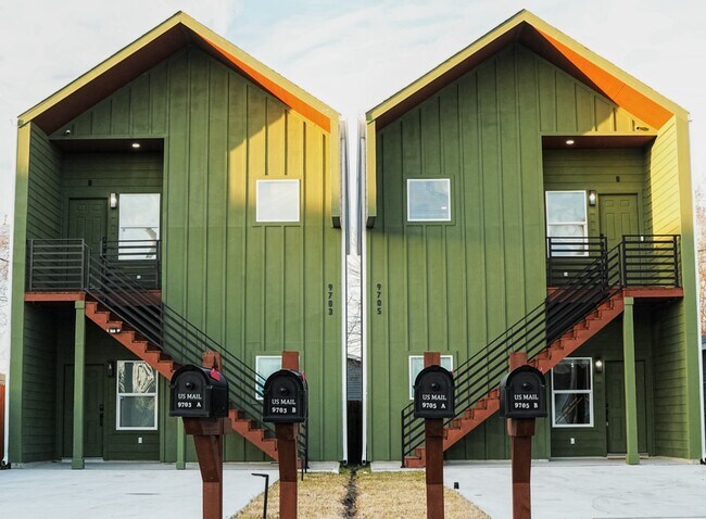 Foto del edificio - 9705 Garcroft St