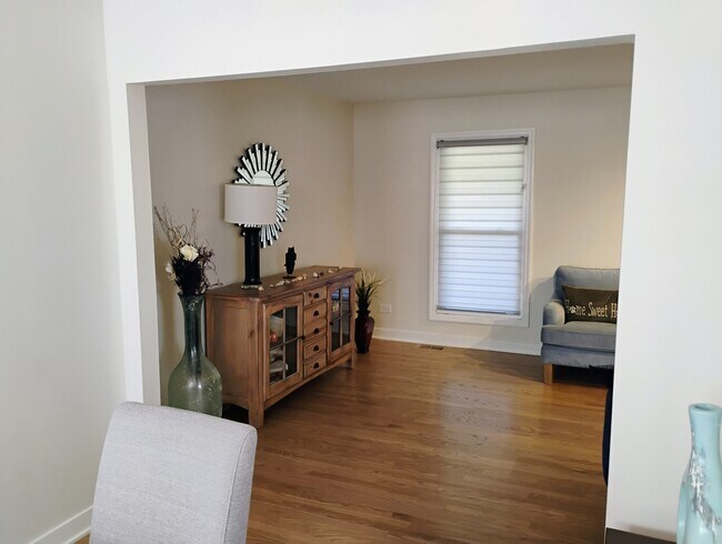 Foto del edificio - 1541 Glacier Pkwy