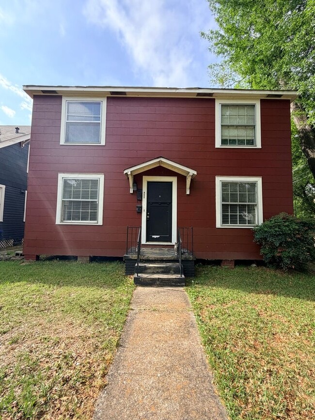 Building Photo - 1353 Glen Oak Pl