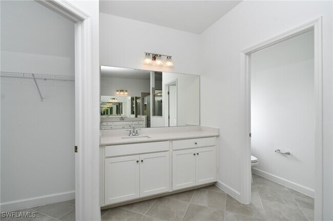 Foto del edificio - 9218 Aqua Overlook Ct