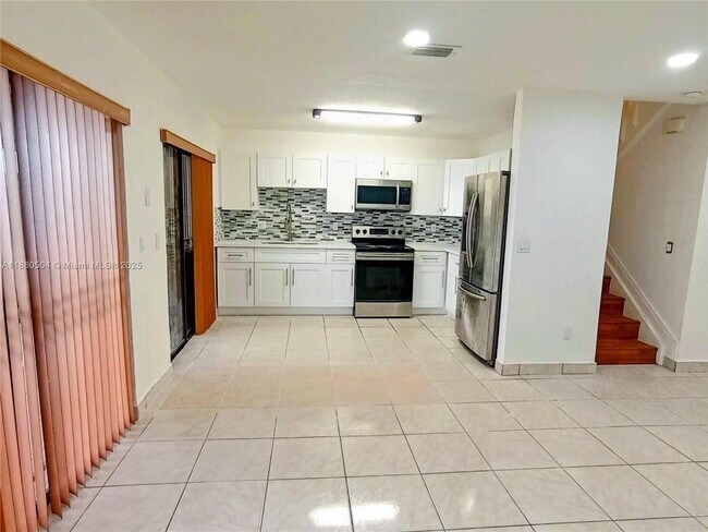 Foto del edificio - 2531 W 60th Pl
