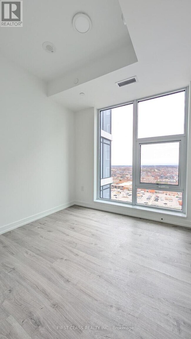 Photo du bâtiment - 9751 Markham Rd